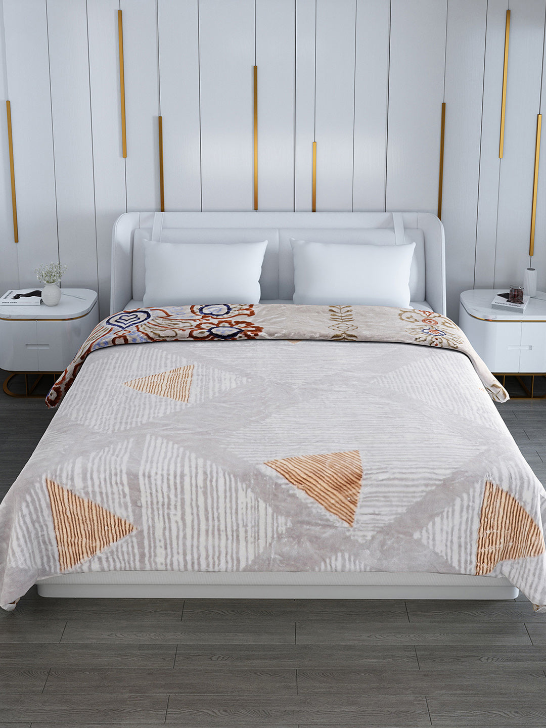 Printed Double Bed Reversible Blanket 2 Ply, 853 GSM, 4.5 kg (Tohfa)