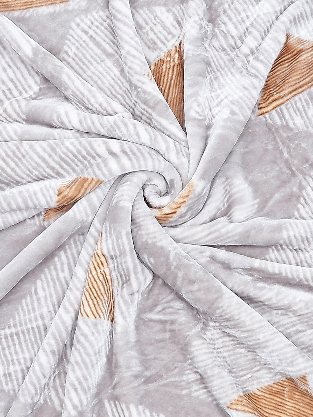 Printed Double Bed Reversible Blanket 2 Ply, 853 GSM, 4.5 kg (Tohfa)