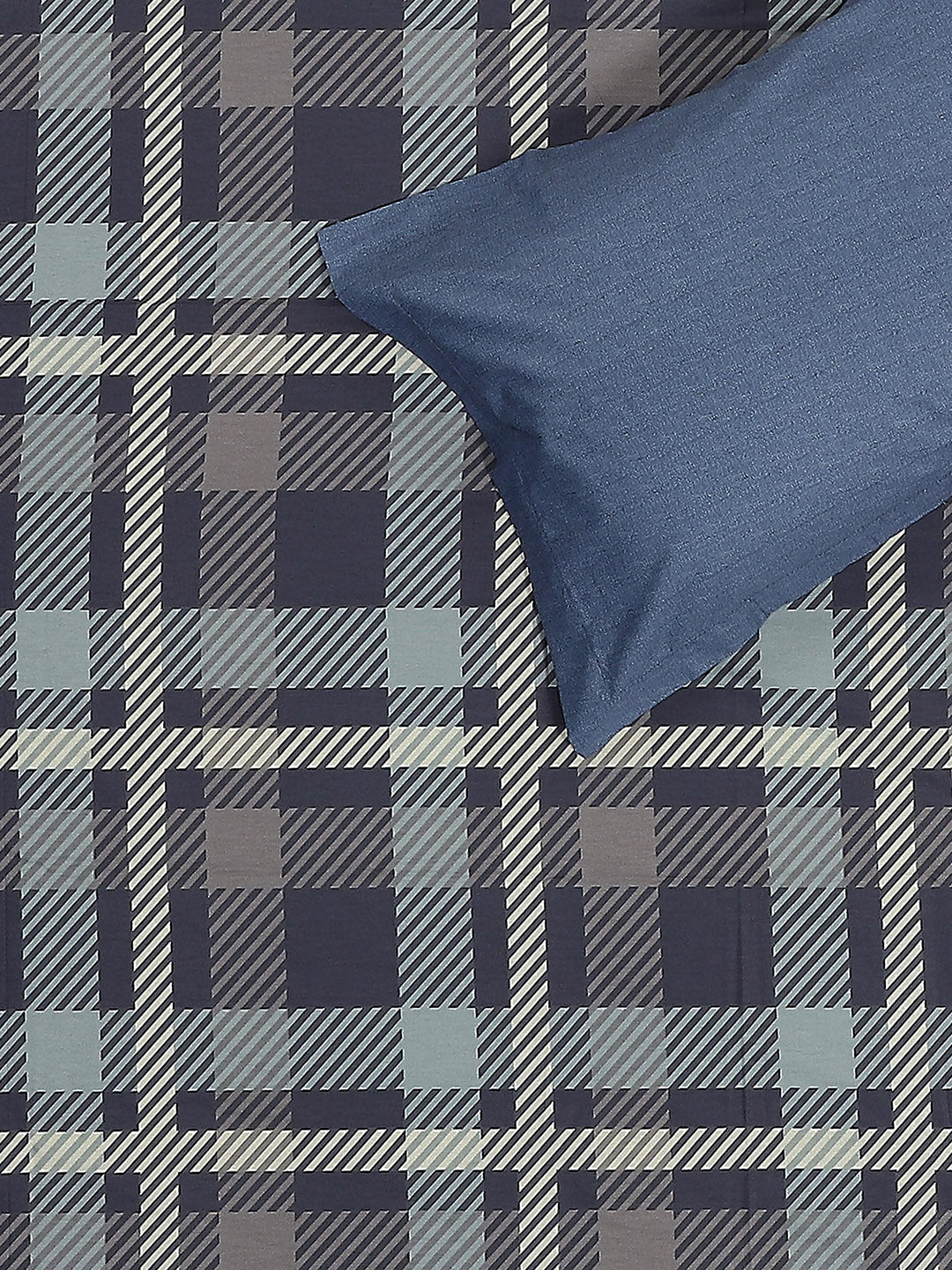 200 TC Cotton Double Bed 1 Bedsheet with 2 Pillow Covers (Ramona)