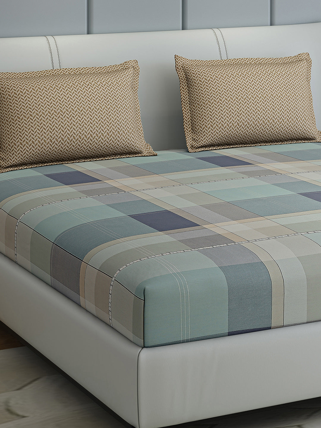 200 TC Cotton Double Bed 1 Bedsheet with 2 Pillow Covers (Ramona)