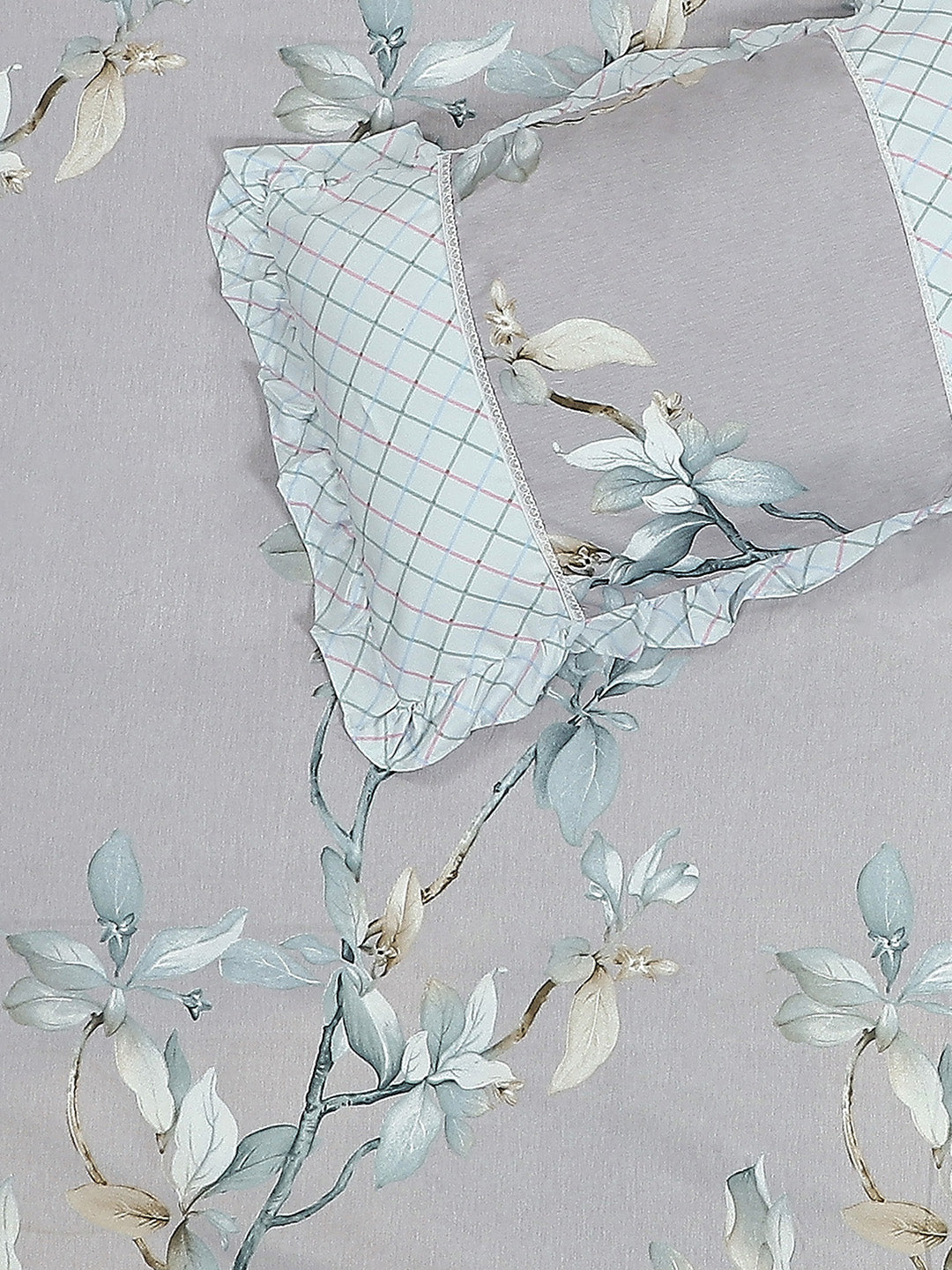 130 GSM Polyester Double Bed 1 Bedsheet with 2 Pillow Covers (Vibrant)