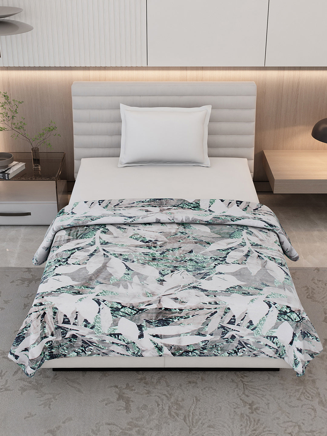 Printed Single Bed 300 GSM Blanket for AC Room - (Blubell)