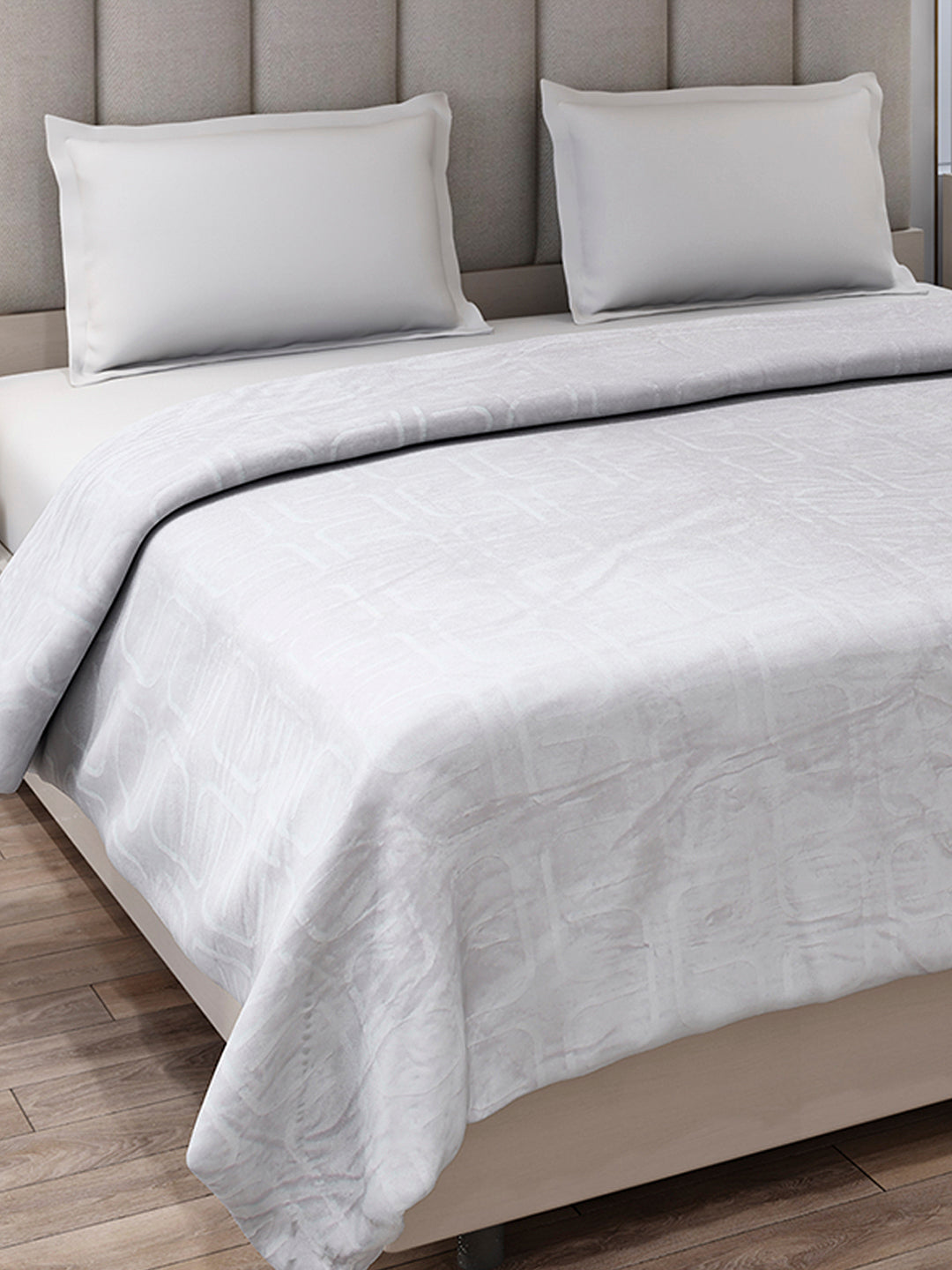 Printed Double Bed 210 GSM Blanket for AC Room - (Frosty)