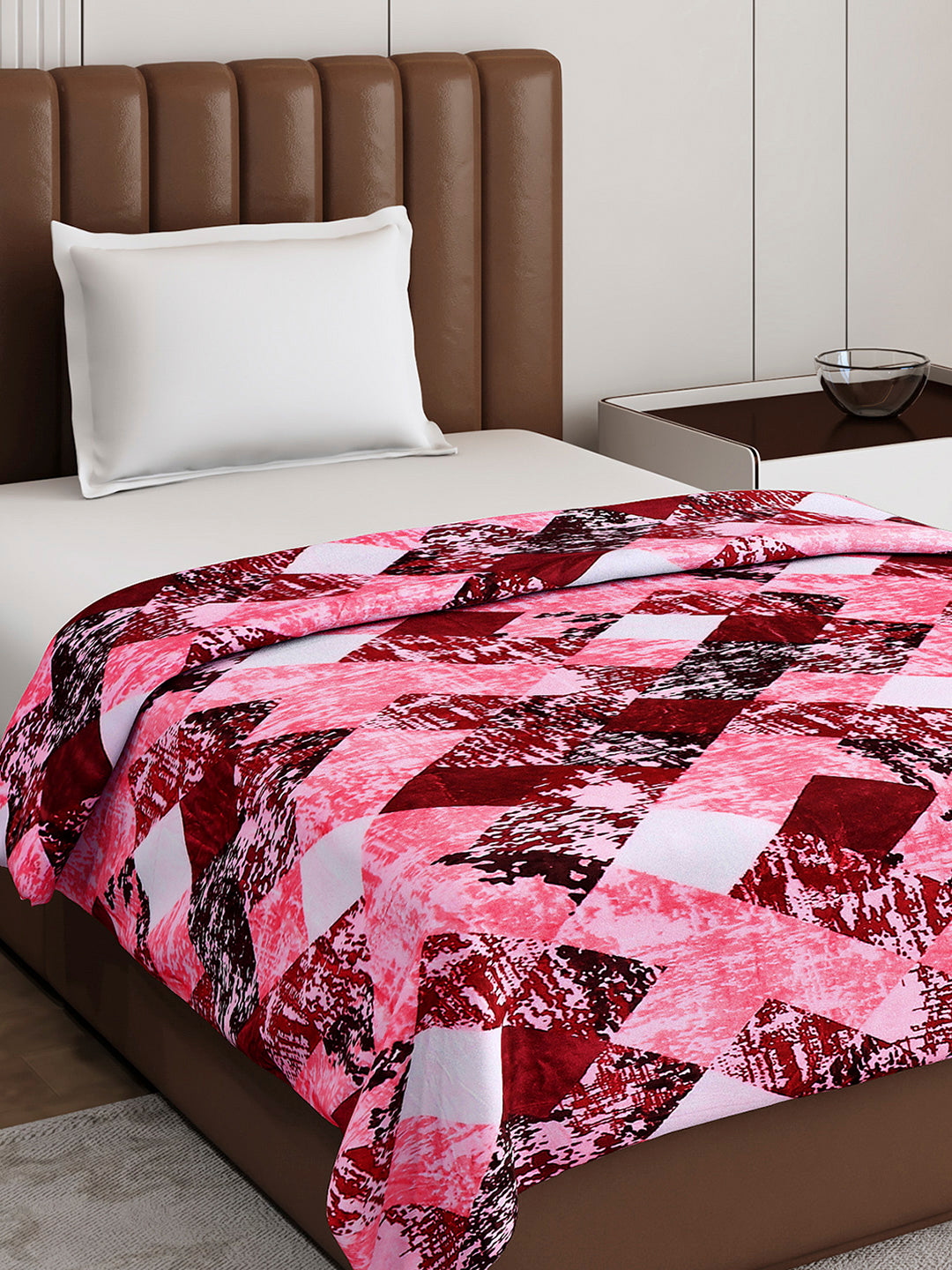 Printed Single Bed 233 GSM Blanket for AC Room - (Fuzzy)
