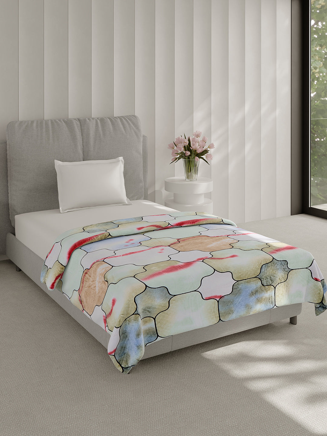 Printed Single Bed 240 GSM Blanket for AC Room - (Fuzzy)