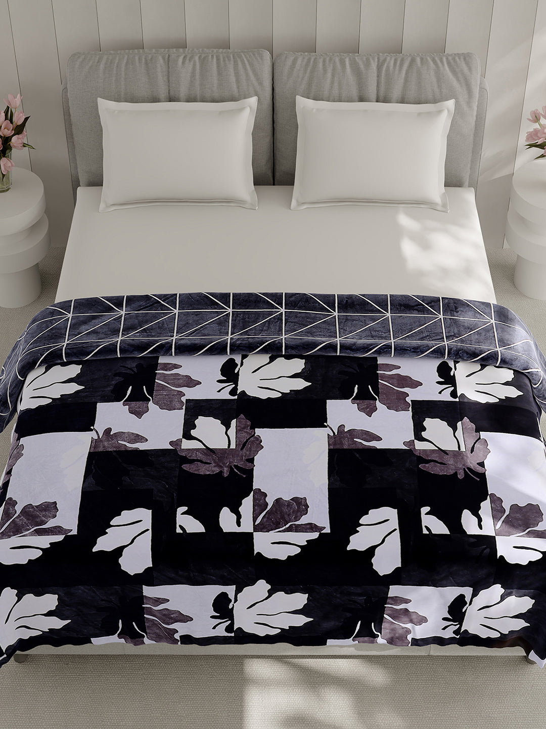 Printed Double Bed 350 GSM Blanket for AC Room - (Manhattan)