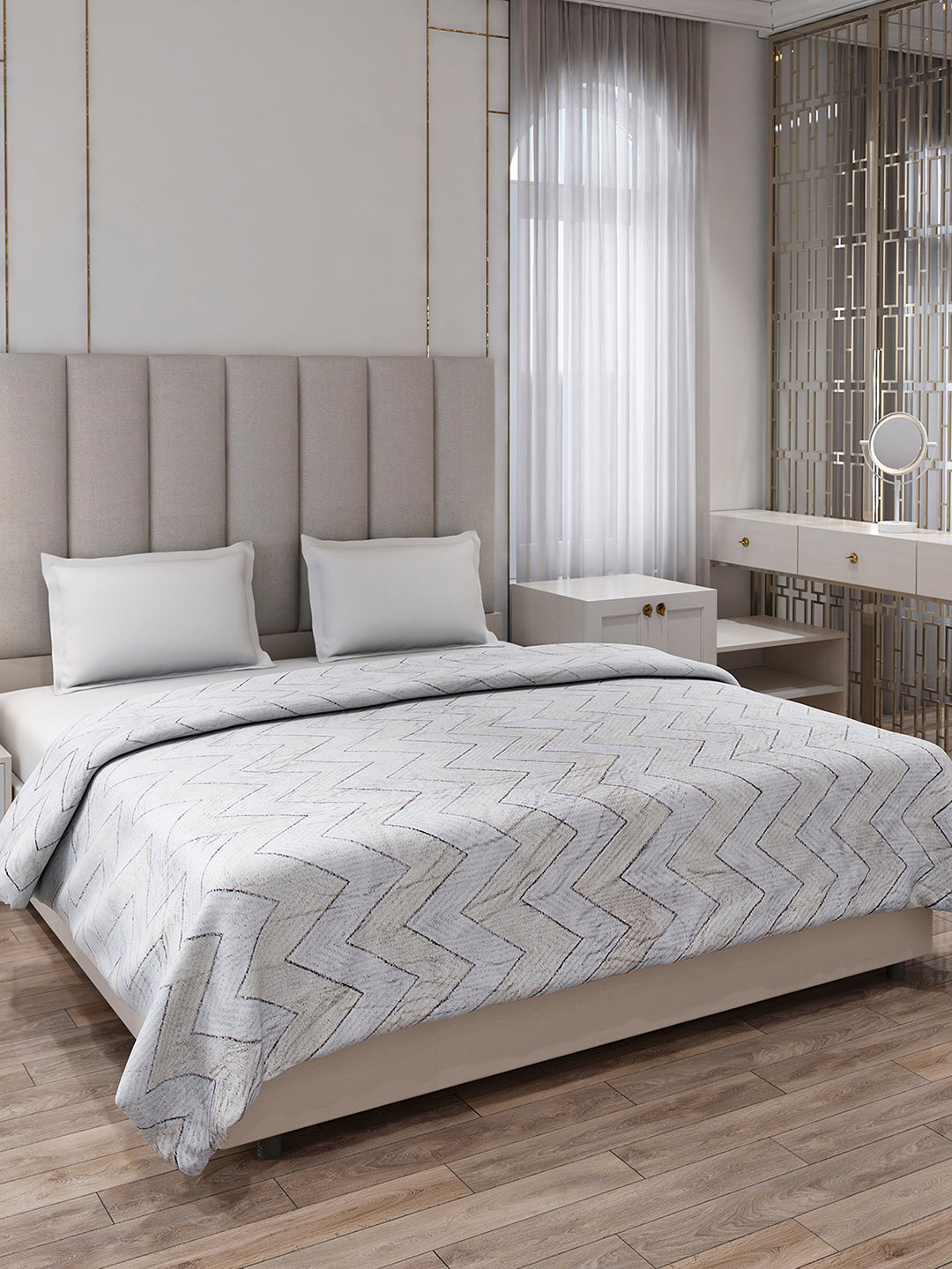 Printed Double Bed 300 GSM Blanket for AC Room - (Matrix)