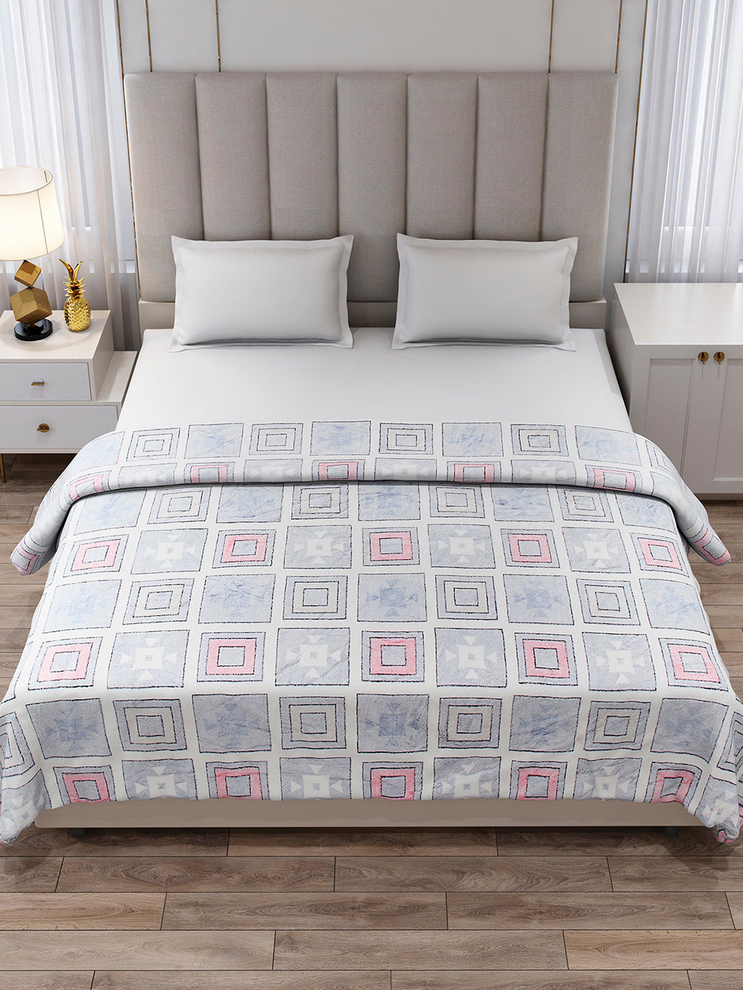 Printed Double Bed 300 GSM Blanket for AC Room - (Matrix)