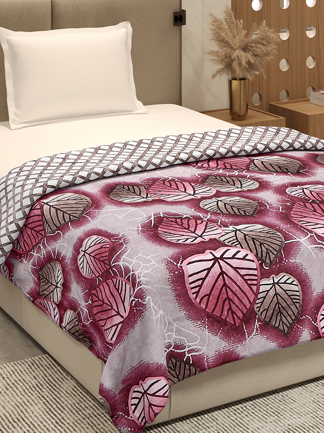 Printed Single Bed 350 GSM Blanket for AC Room - (Paramount)