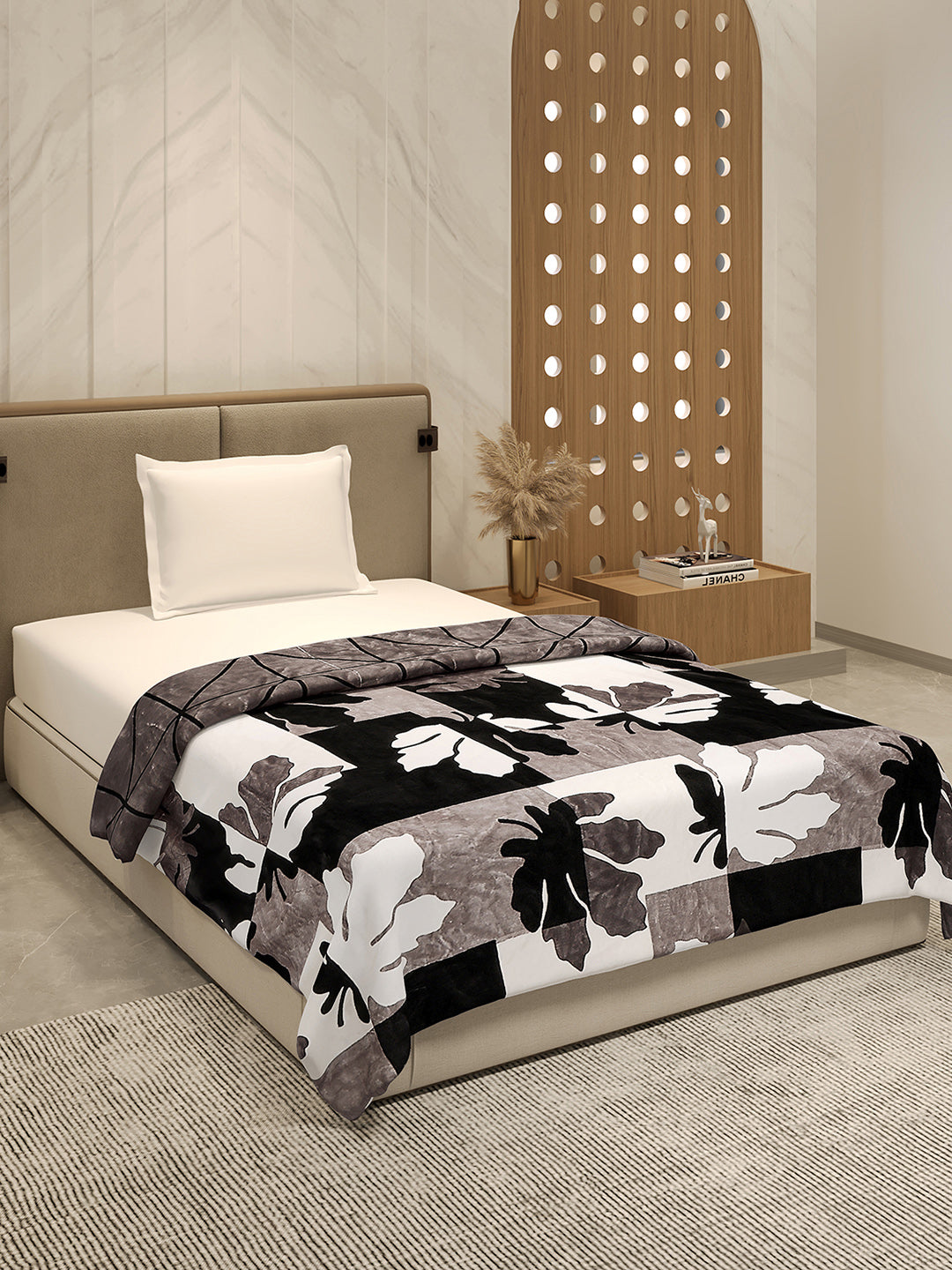 Printed Single Bed 350 GSM Blanket for AC Room - (Paramount)