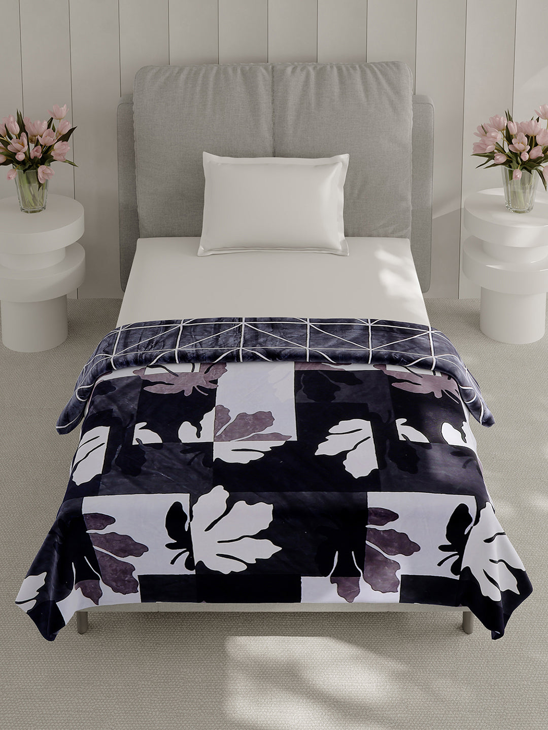 Printed Single Bed 350 GSM Blanket for AC Room - (Paramount)