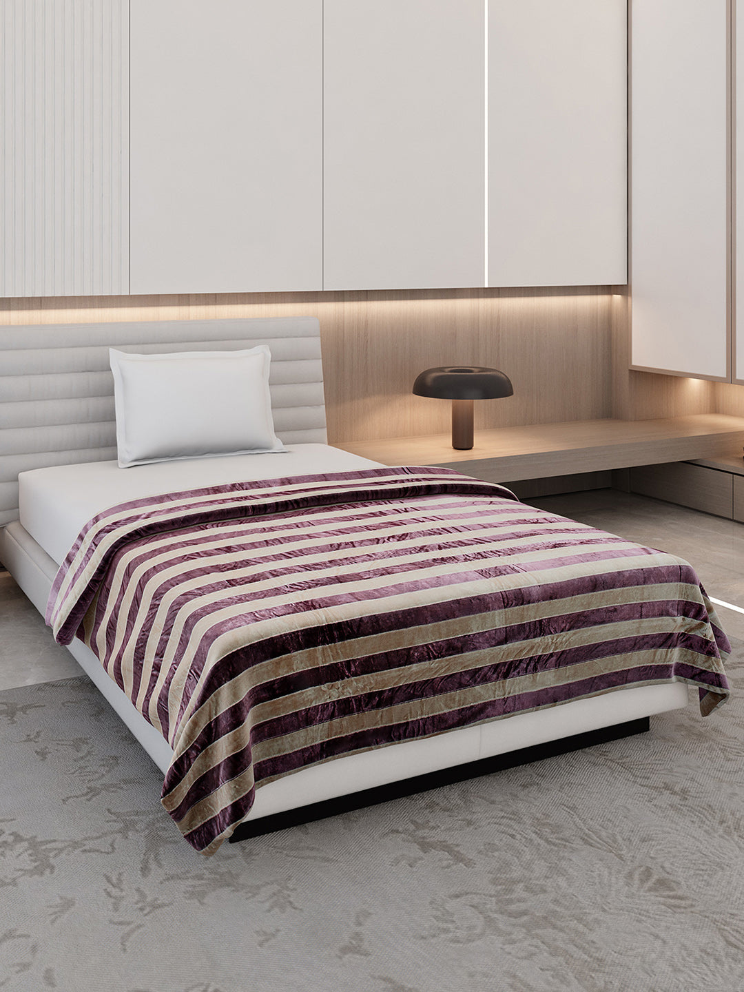 Striped Single Bed 300 GSM Blanket for AC Room - (Tribal)