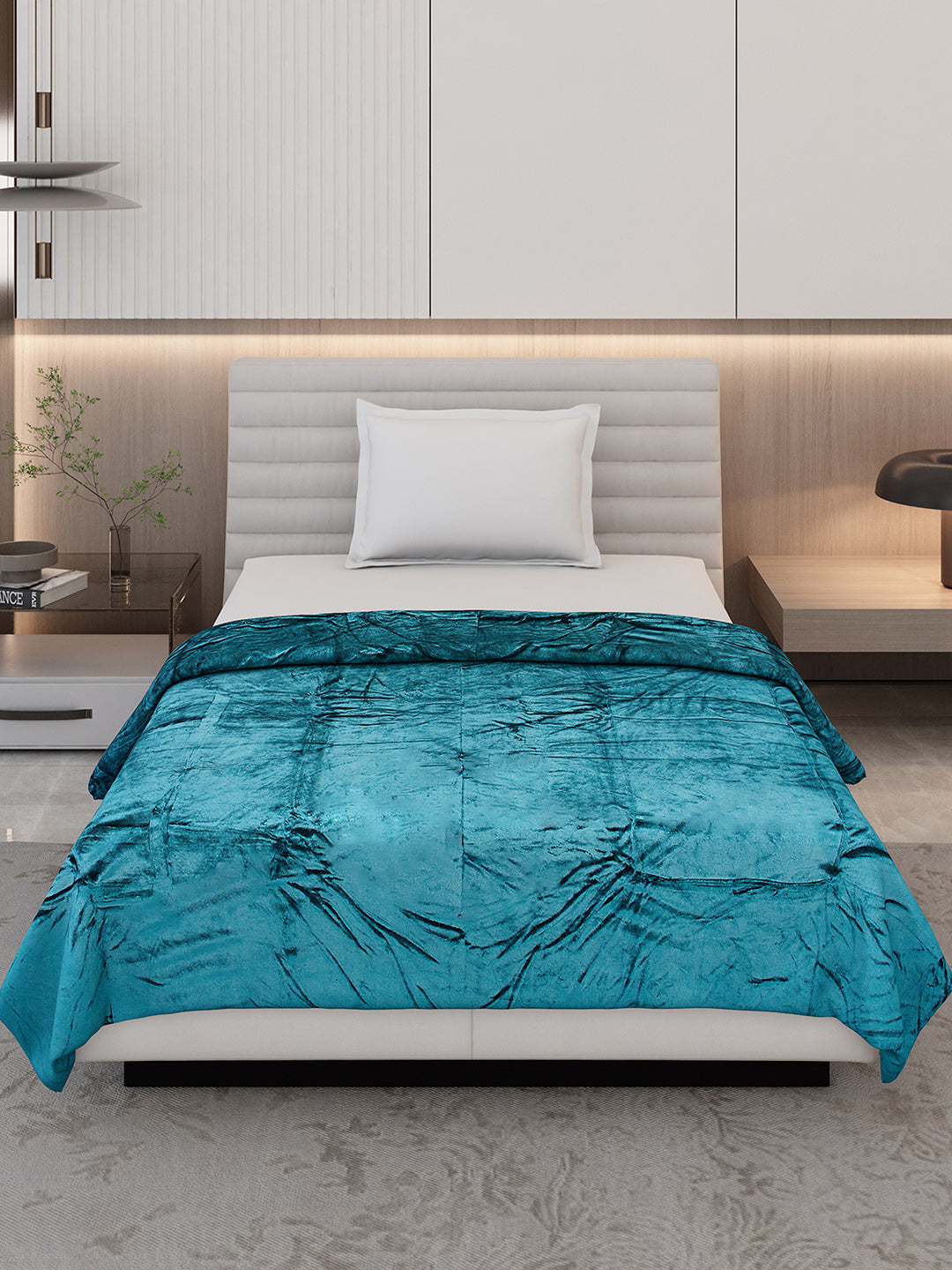 Solid Single Bed 300 GSM Blanket for AC Room - (Vivid)