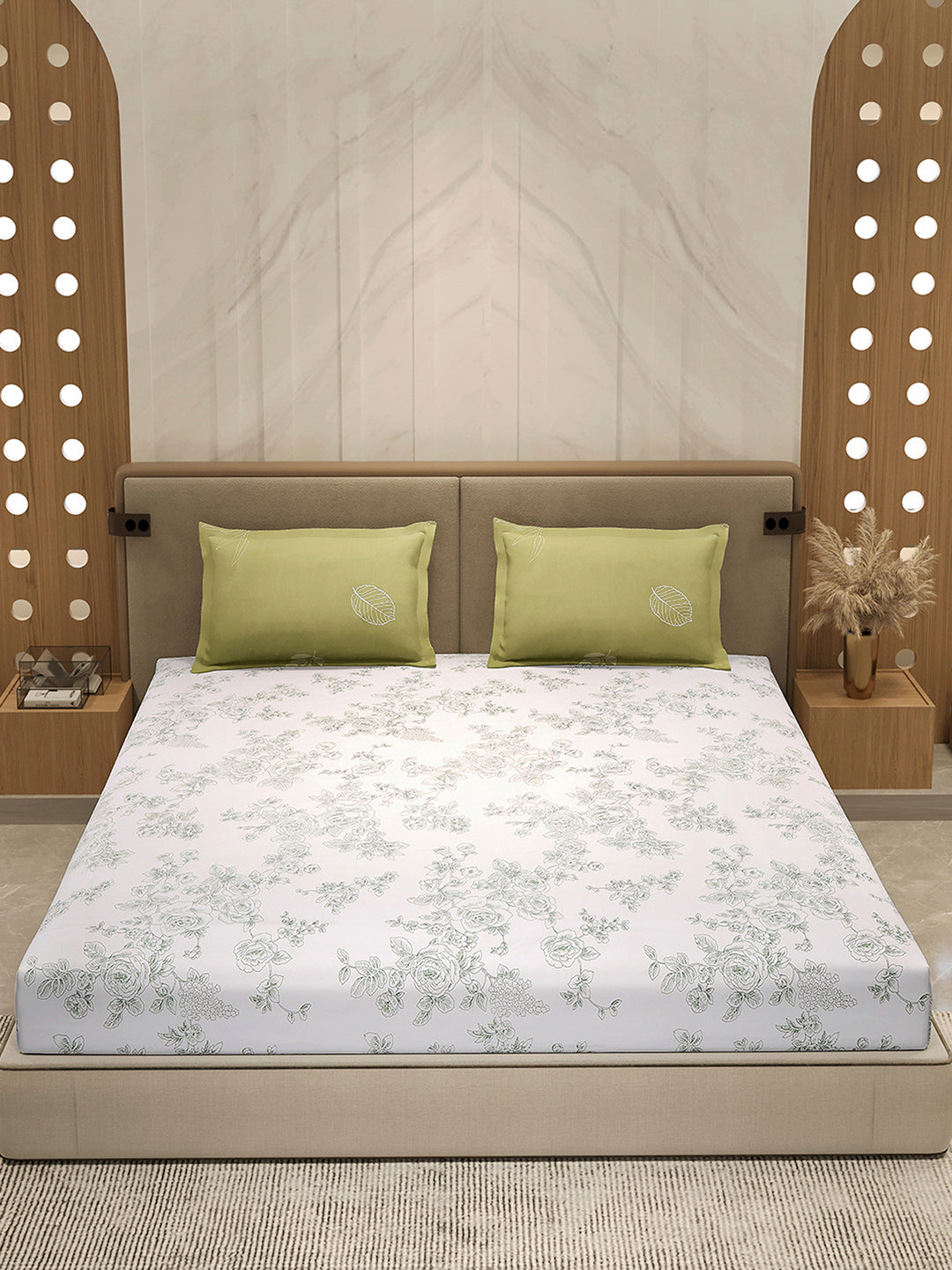 110 GSM Polyester Double Bed 1 Bedsheet with 2 Pillow Cover (Aromatica)