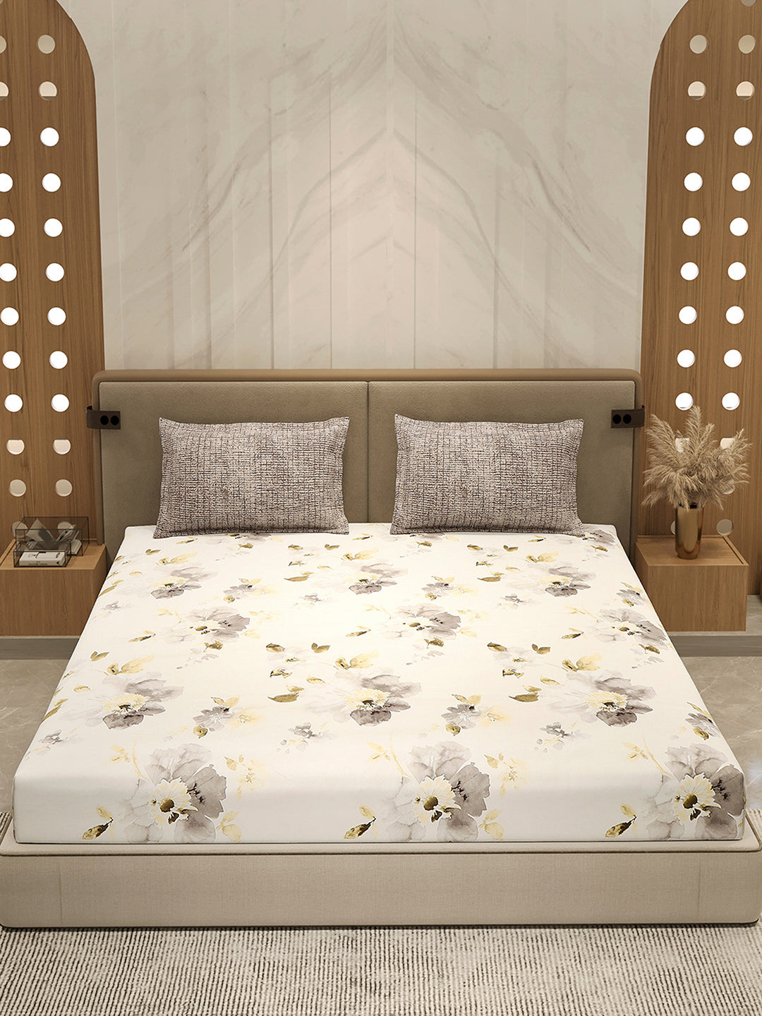 110 GSM Polyester Double Bed 1 Bedsheet with 2 Pillow Cover (Aromatica)