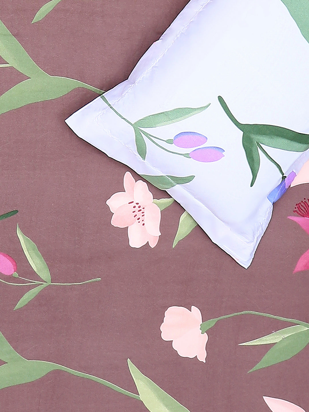 130 GSM Polyester King Size 1 Bedsheet with 2 Pillow Covers (Edmond)