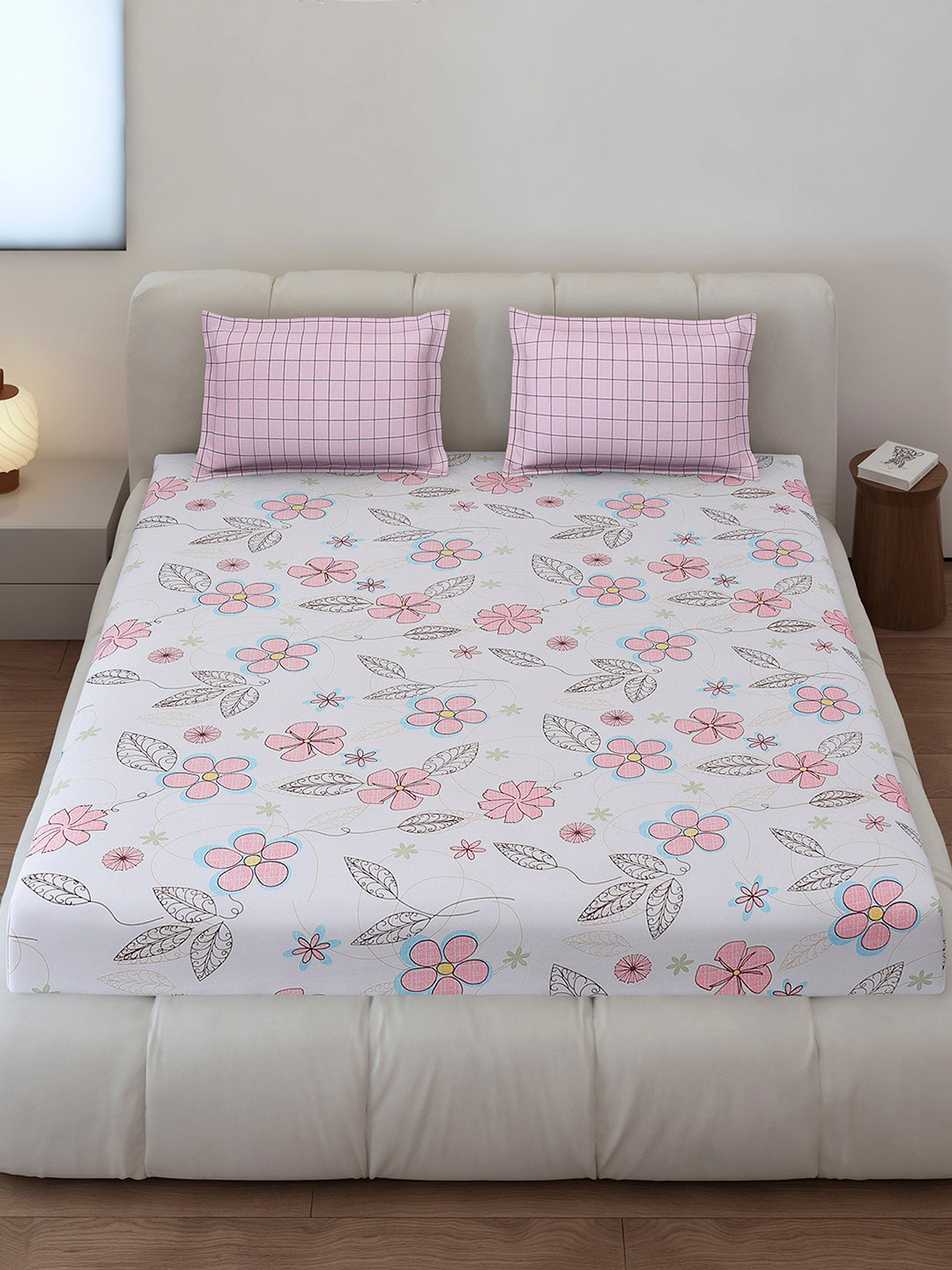 130 GSM Polyester King Size 1 Bedsheet with 2 Pillow Covers (Edmond)