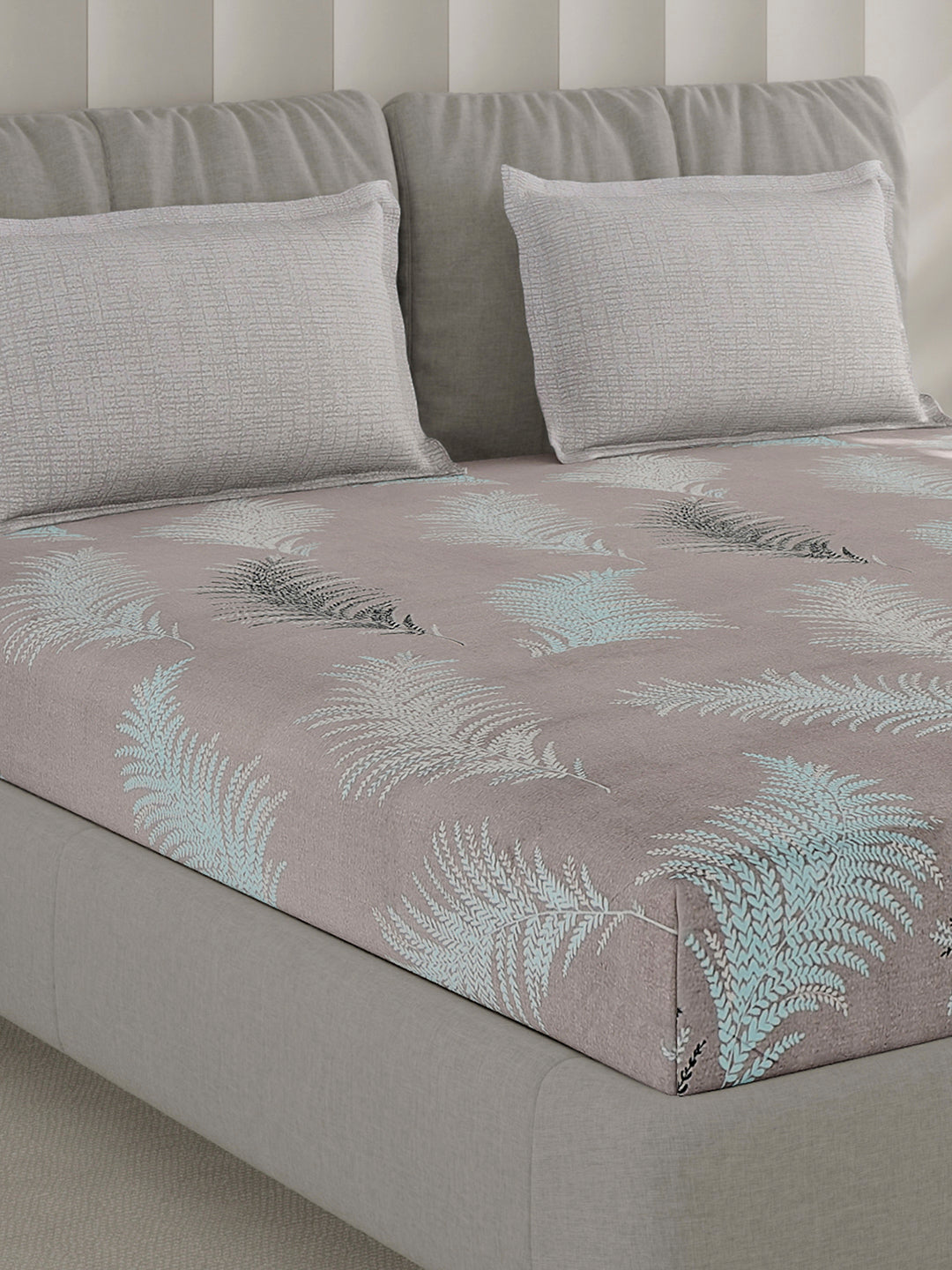 130 GSM Polyester Double Bed 1 Bedsheet with 2 Pillow Covers (Immortal)