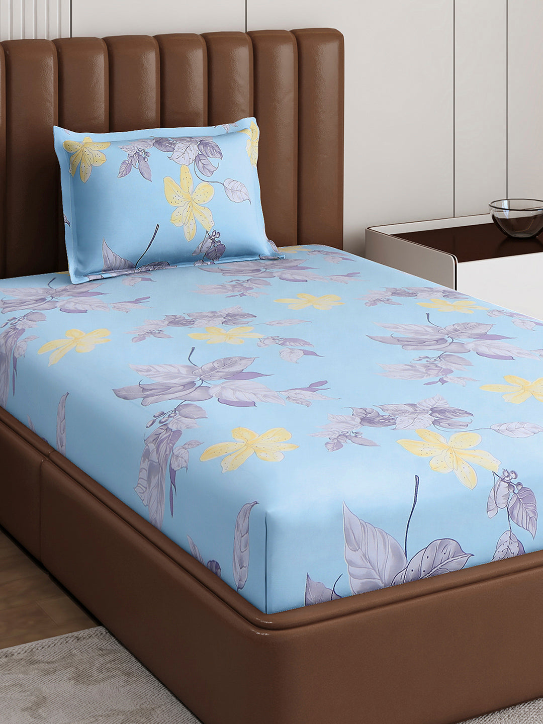 120 GSM Polyester Single Bedsheet with 1 Pillow Cover (Pixel)