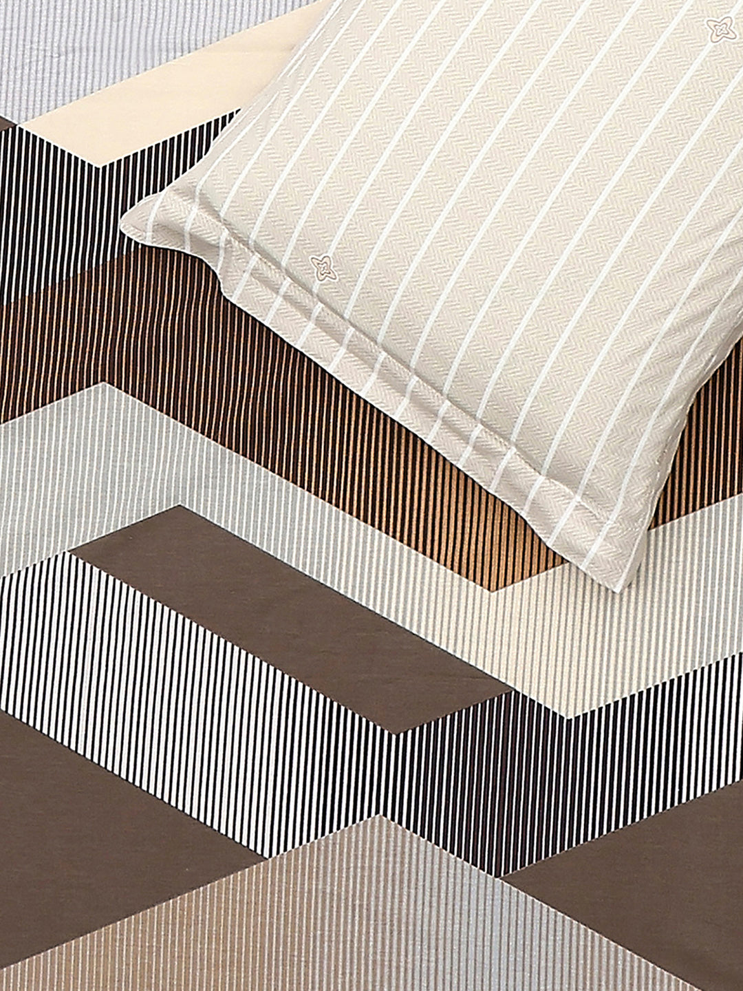 210 TC Cotton Double Bed 1 Bedsheet with 2 Pillow Covers (Ramona)