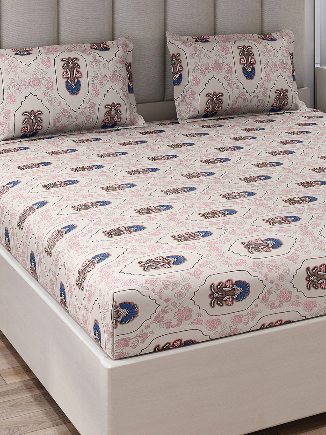 130 GSM Polyester King Size 1 Bedsheet with 2 Pillow Covers (Royal King)