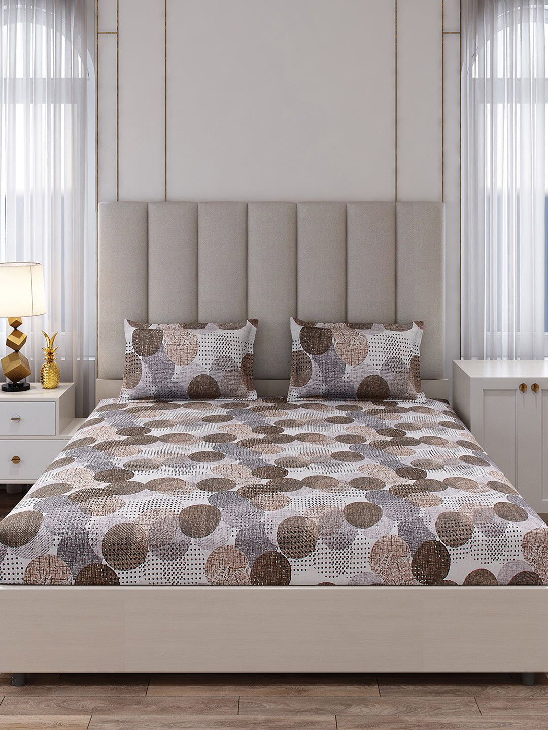 130 GSM Polyester King Size 1 Bedsheet with 2 Pillow Covers (Royal King)