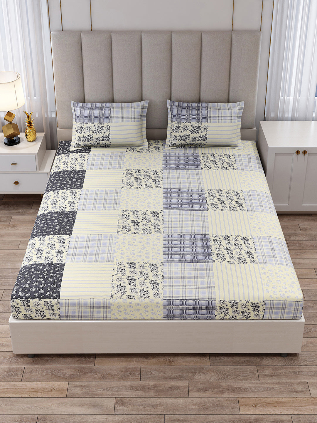 130 GSM Polyester King Size 1 Bedsheet with 2 Pillow Covers (Royal King)