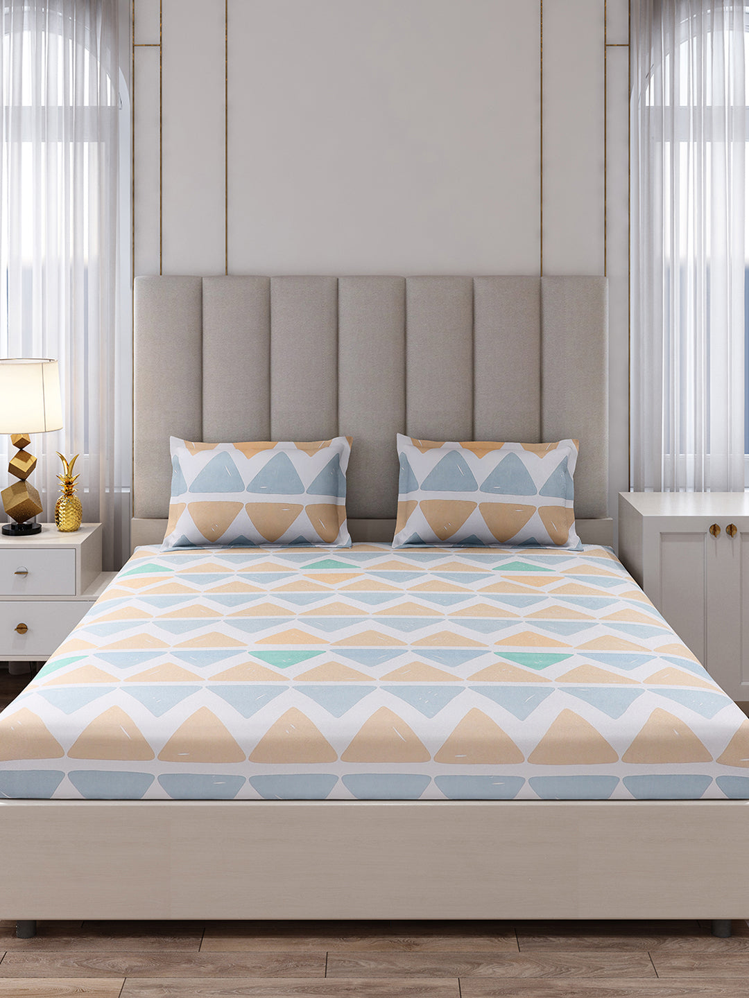 130 GSM Polyester King Size 1 Bedsheet with 2 Pillow Covers (Royal King)