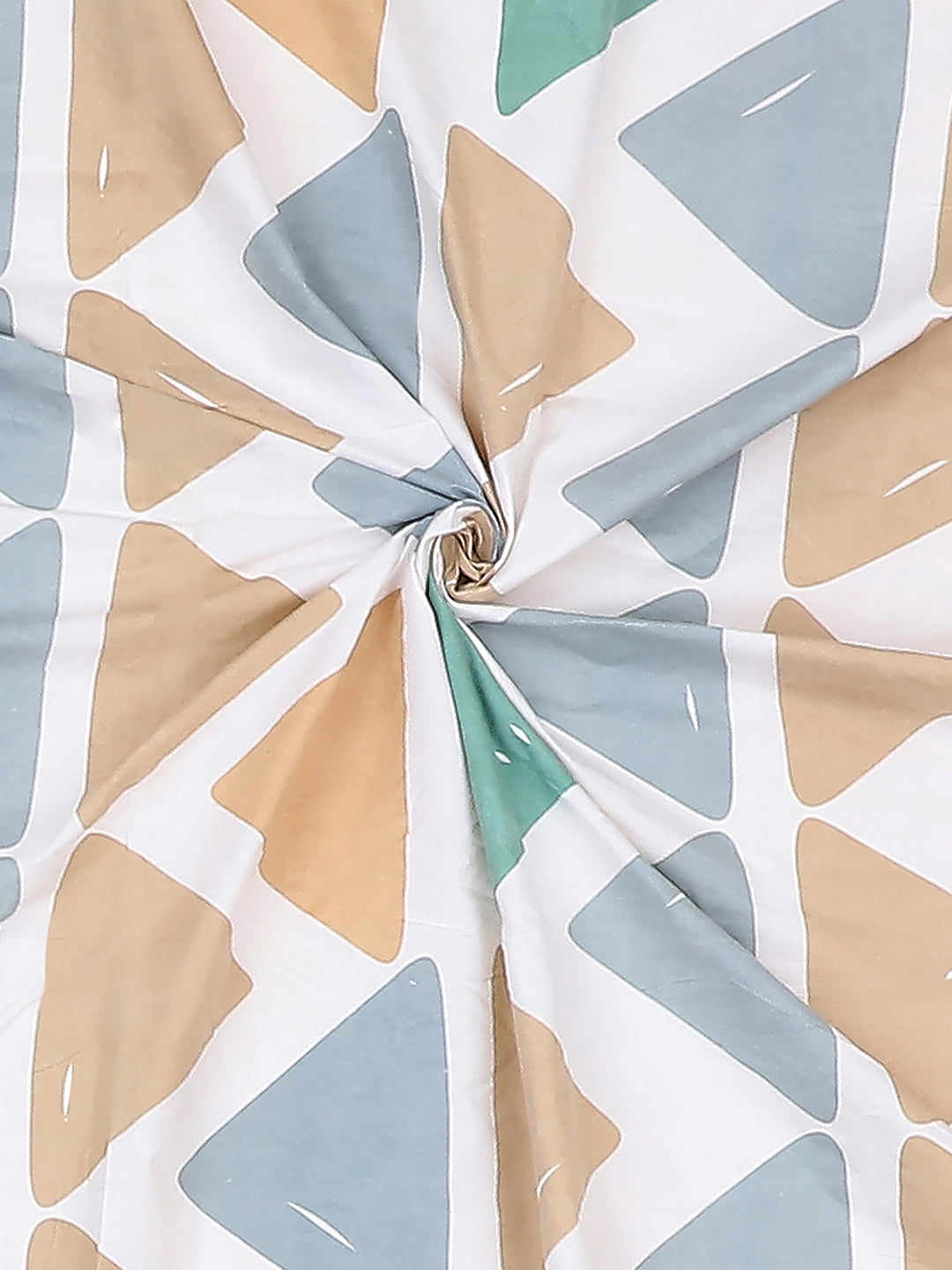 130 GSM Polyester King Size 1 Bedsheet with 2 Pillow Covers (Royal King)