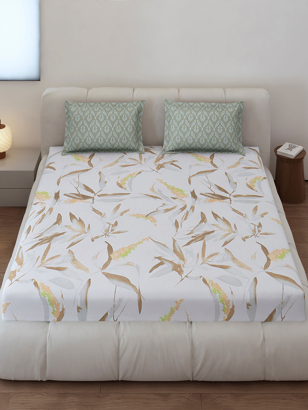 130 GSM Polyester King Size 1 Bedsheet with 2 Pillow Covers (Stanley)