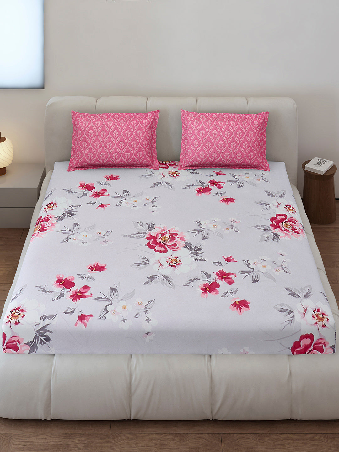 130 GSM Polyester King Size 1 Bedsheet with 2 Pillow Covers (Stanley)