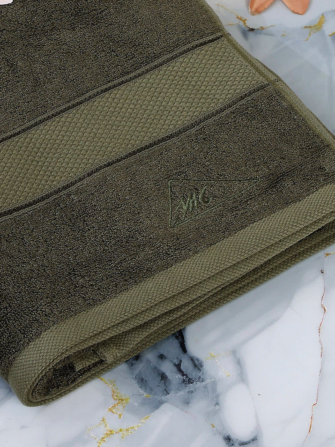 Olive Bamboo Solid 600 GSM Bath Towel (Bamboo)