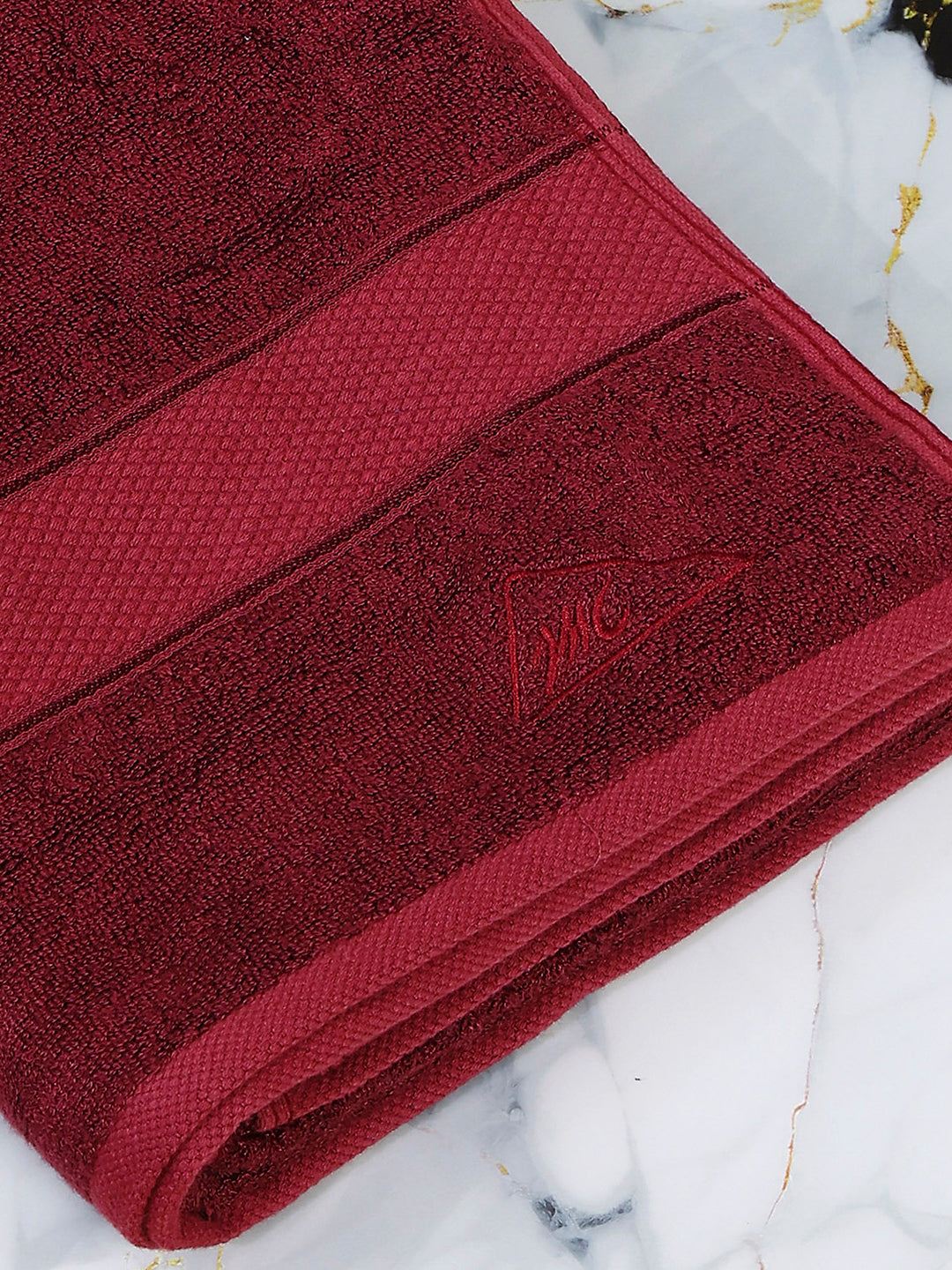 Maroon Bamboo Solid 600 GSM Bath Towel (Bamboo)
