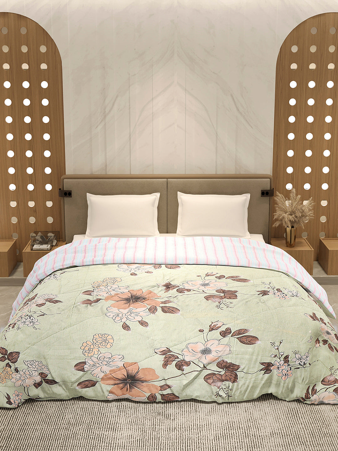 Printed Double Bed 3 Ply Comforter for AC Room - (Sanskriti)