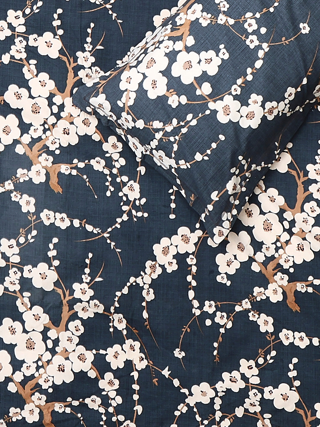 Printed Double Bed 130 GSM 4 Pc Bedding Set (1 Bedsheet, 1 AC Comforter & 2 Pillow Cover)