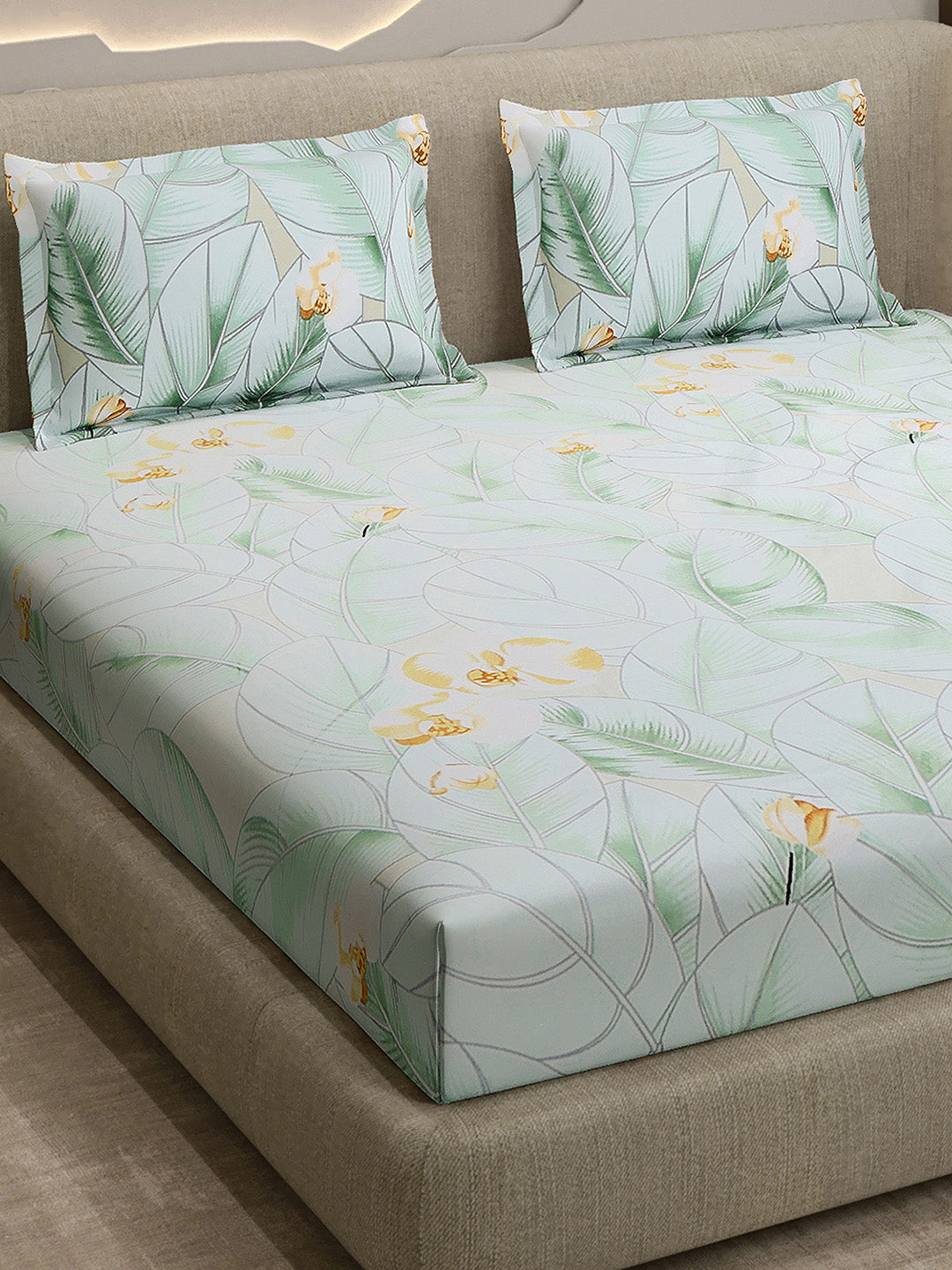 Printed Double Bed 130 GSM 4 Pc Bedding Set (1 Bedsheet, 1 AC Comforter & 2 Pillow Cover)