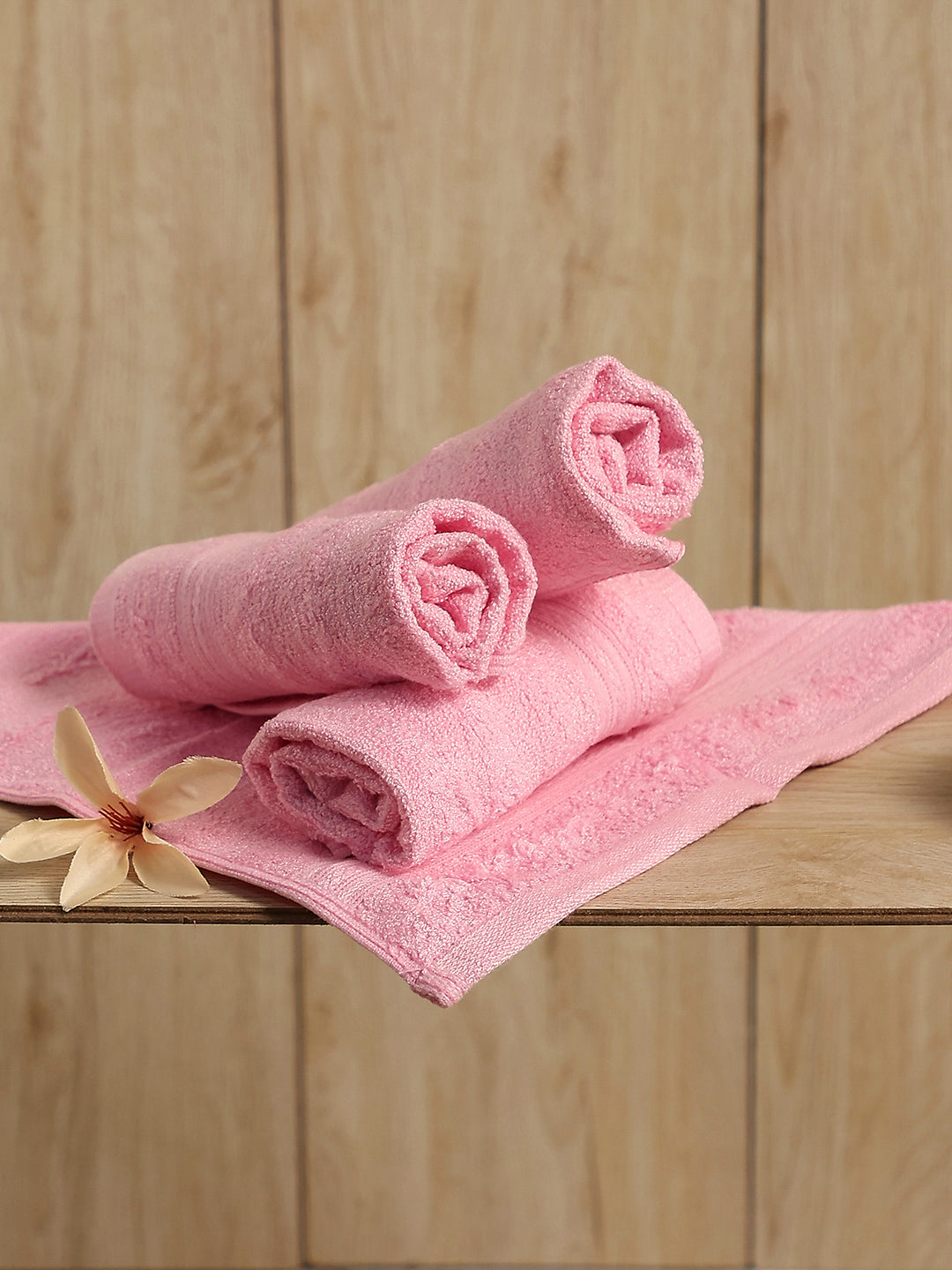 Light Pink Cotton Solid 600 GSM Face Towel (Pack of 4)