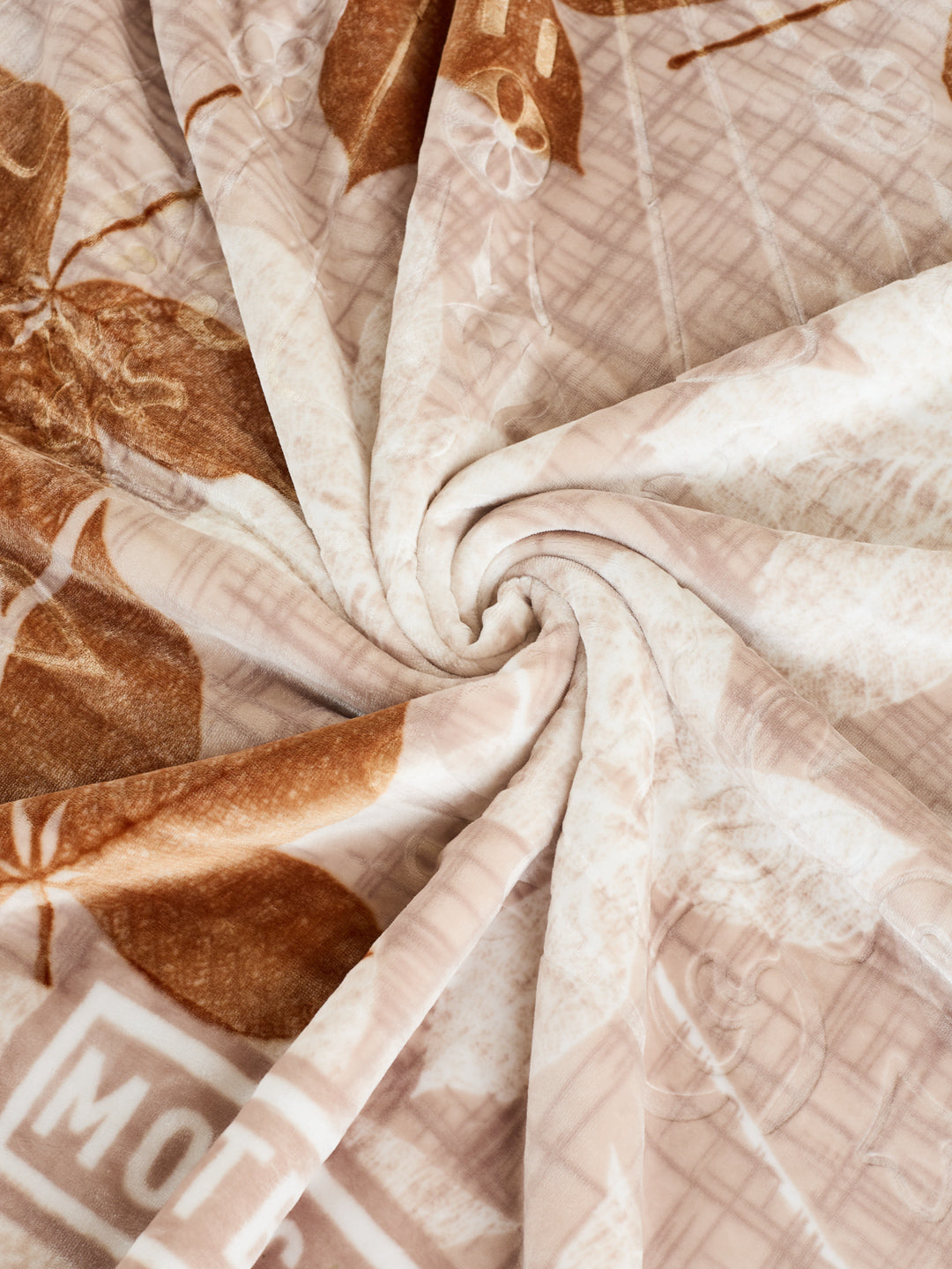 Printed Double Bed 3 Ply 550 GSM Blanket for Winter (Casino Royale), Weight 3 kg
