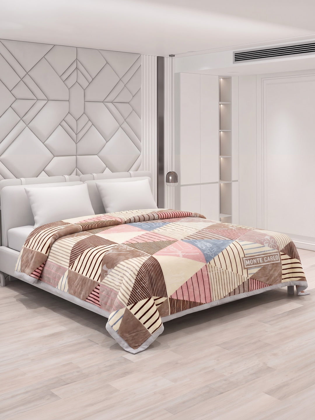 Printed Double Bed 3 Ply 550 GSM Blanket for Winter (Casino Royale), Weight 3 kg