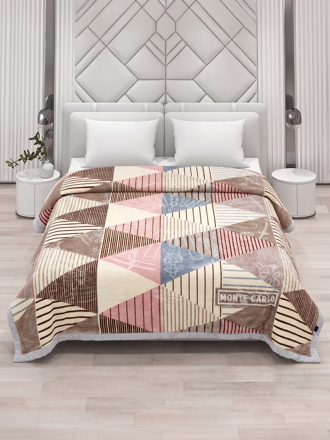 Printed Double Bed 3 Ply 550 GSM Blanket for Winter (Casino Royale), Weight 3 kg