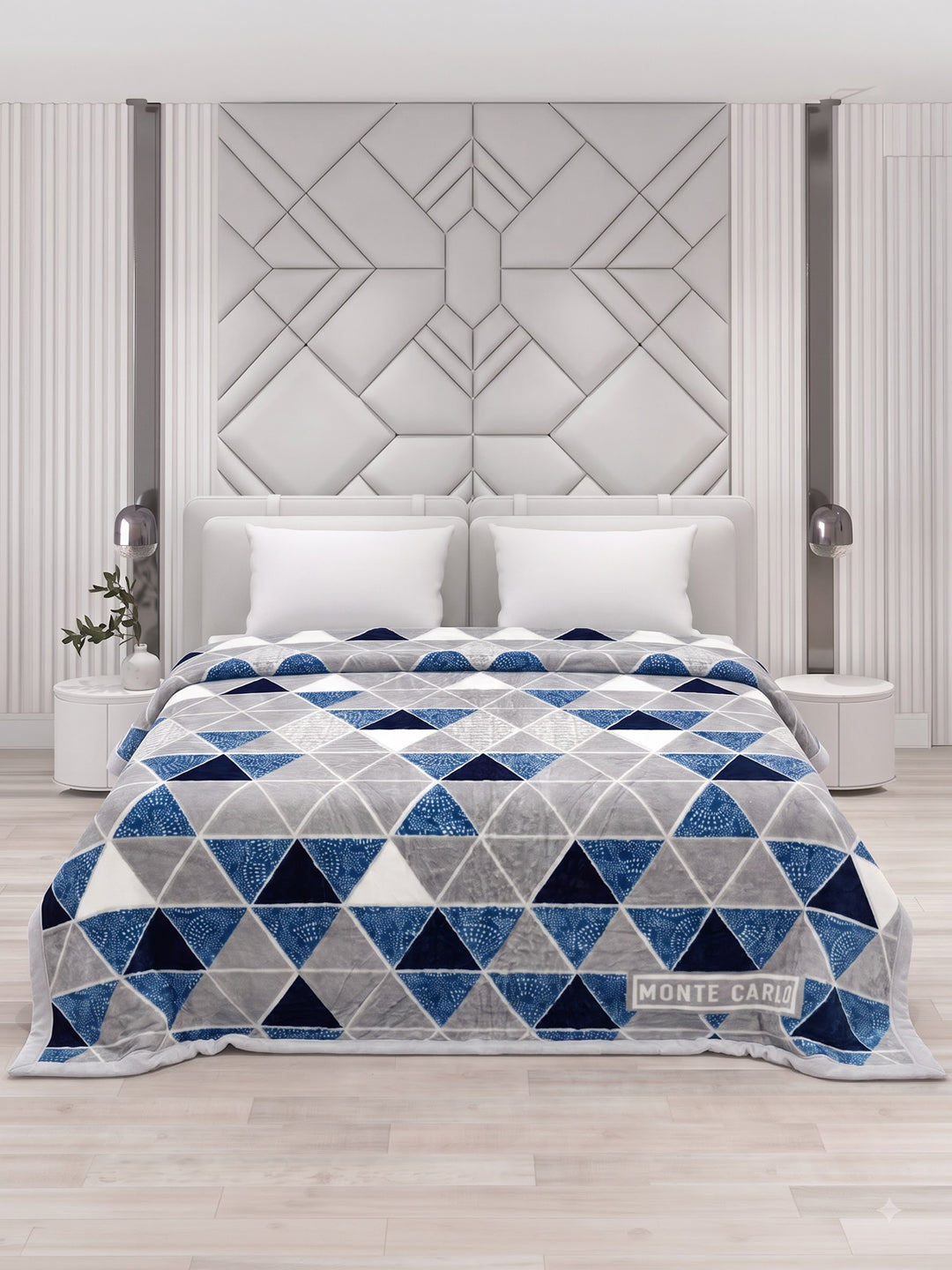 Printed Double Bed 3 Ply 550 GSM Blanket for Winter (Casino Royale), Weight 3 kg