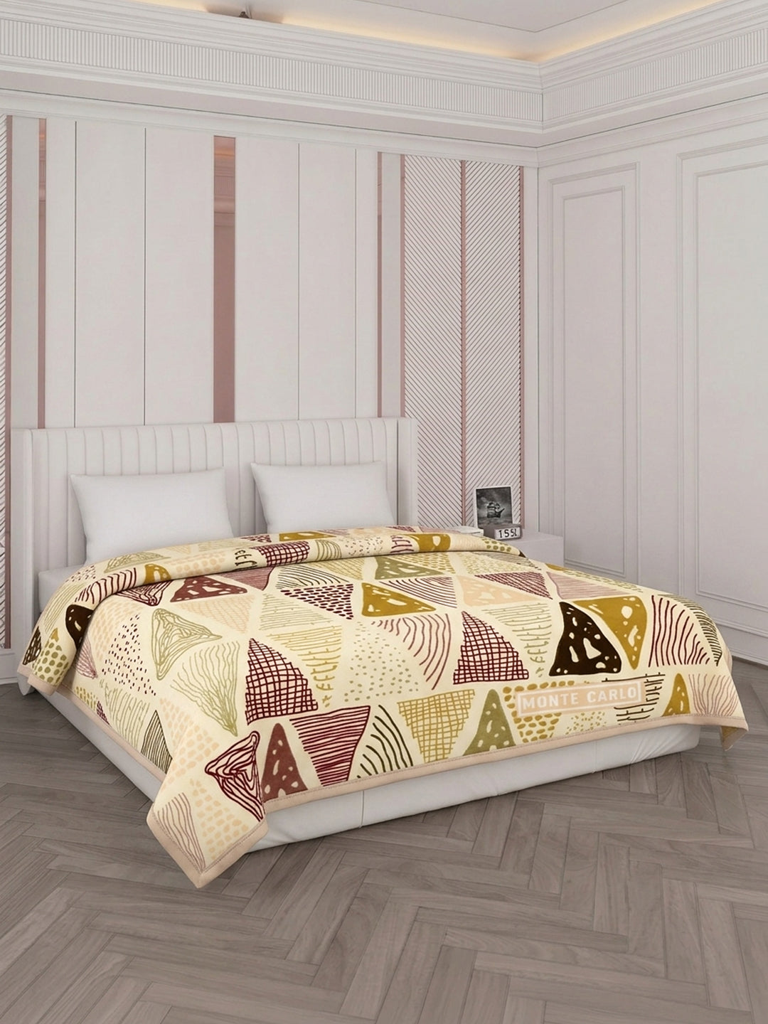 Printed Double Bed 3 Ply 550 GSM Blanket for Winter (Casino Royale), Weight 3 kg