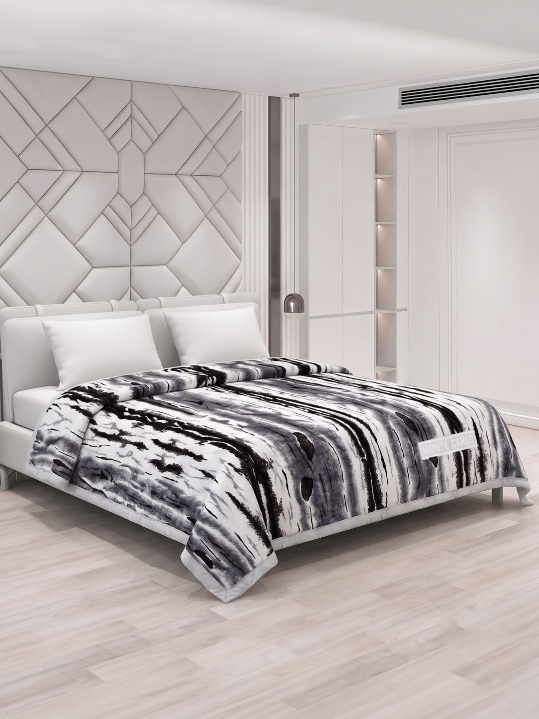 Printed Double Bed 3 Ply 550 GSM Blanket for Winter (Casino Royale), Weight 3 kg