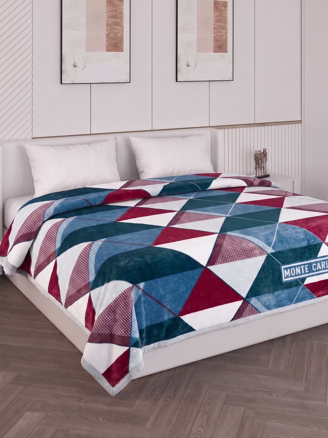 Printed Double Bed 3 Ply 550 GSM Blanket for Winter (Casino Royale), Weight 3 kg