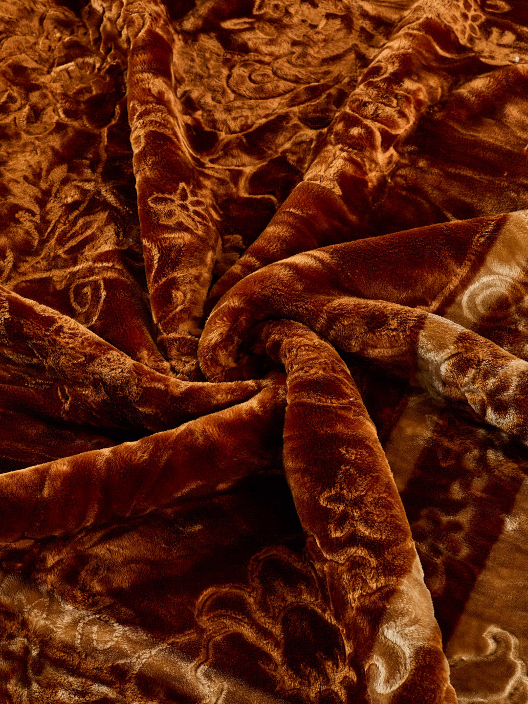 Printed Double Bed 2 Ply 850 GSM Blanket for Winter (Champion), Weight 4.5 kg