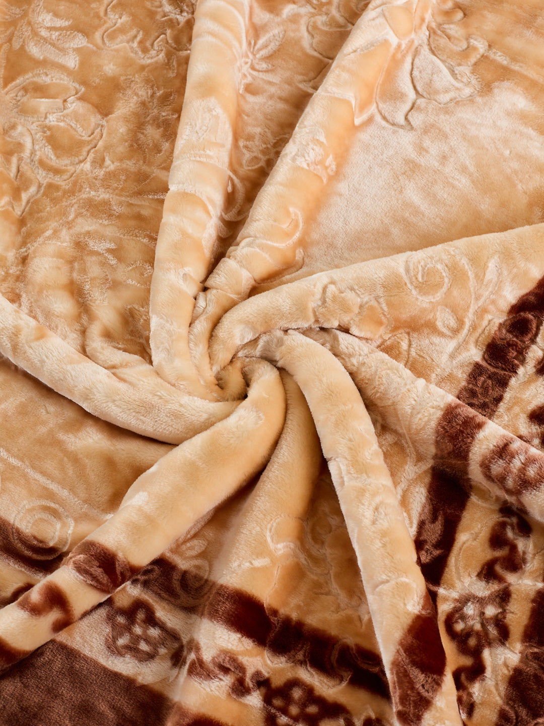 Printed Double Bed 2 Ply 850 GSM Blanket for Winter (Champion), Weight 4.5 kg