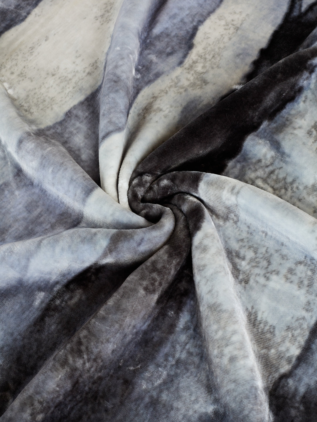 Printed Double Bed 2 Ply 1150 GSM Blanket for Winter (Edenberg), Weight 6.1 kg
