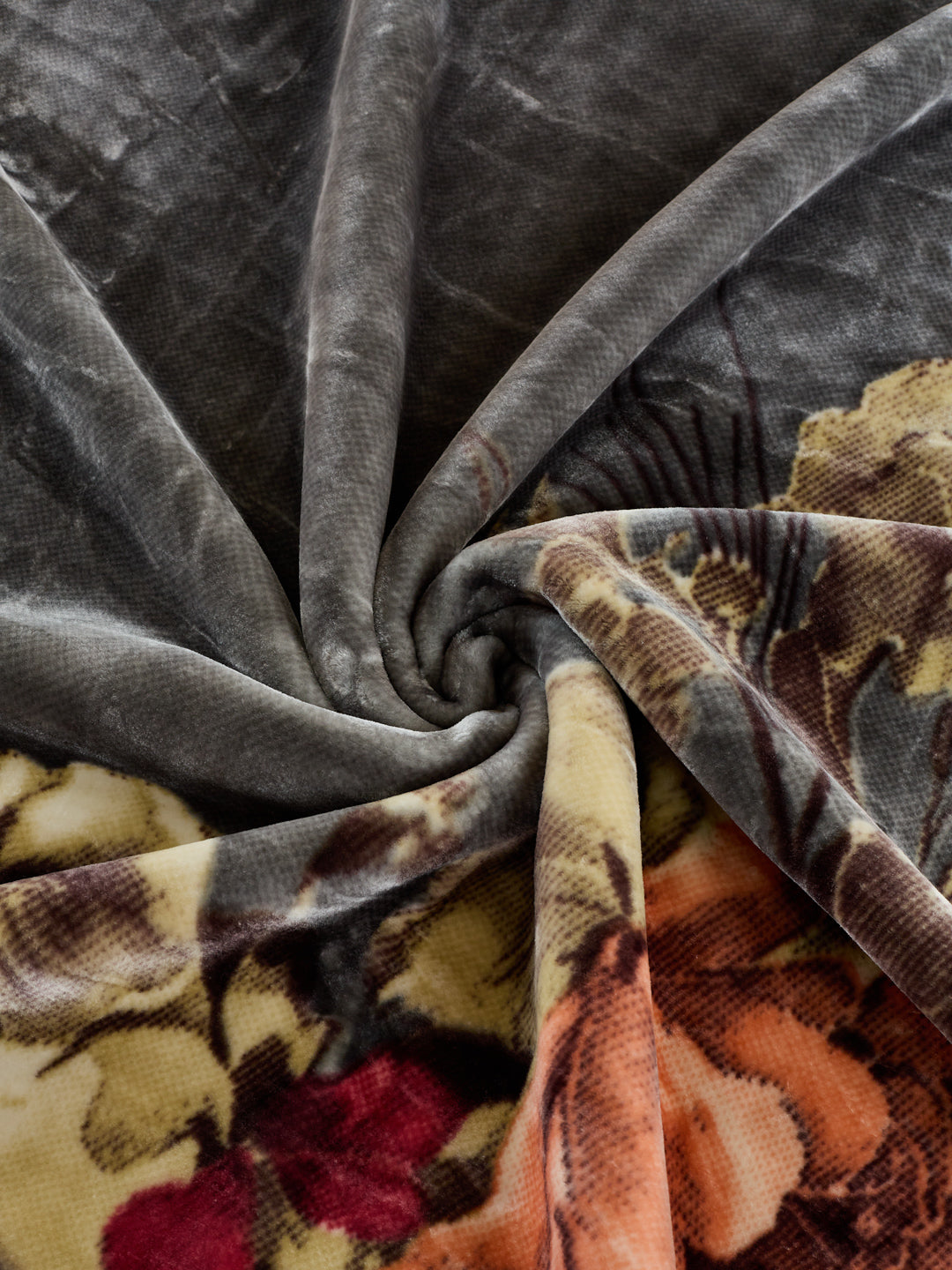Floral Print Double Bed 2 Ply 1050 GSM Blanket for Winter (Emilia), Weight 5.5 kg