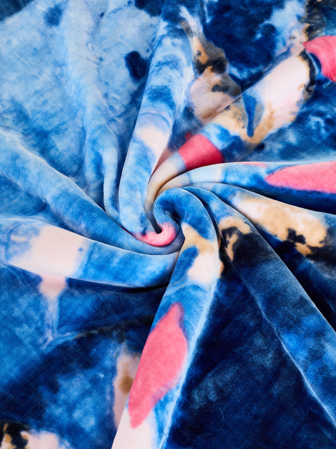 Printed Double Bed 3 Ply 890 GSM Blanket for Winter (Gulnar), Weight 4.7 kg