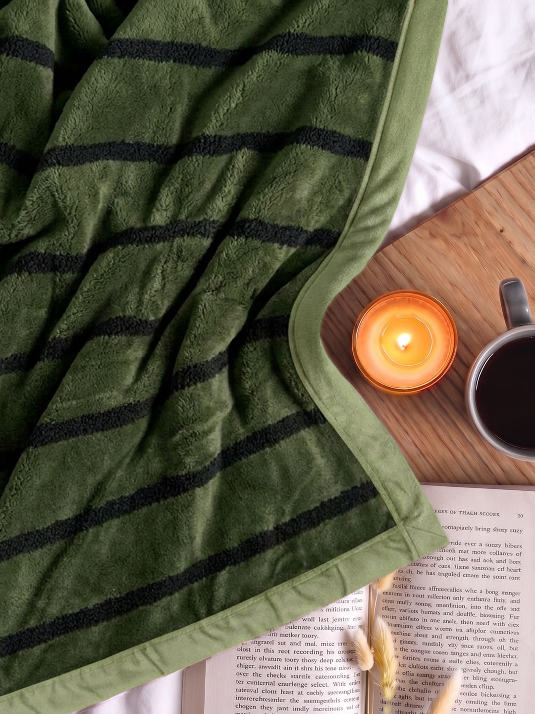 Double Bed 2 Ply 680 GSM Blanket for Winter (Ivy Rose), Weight 3.6 kg